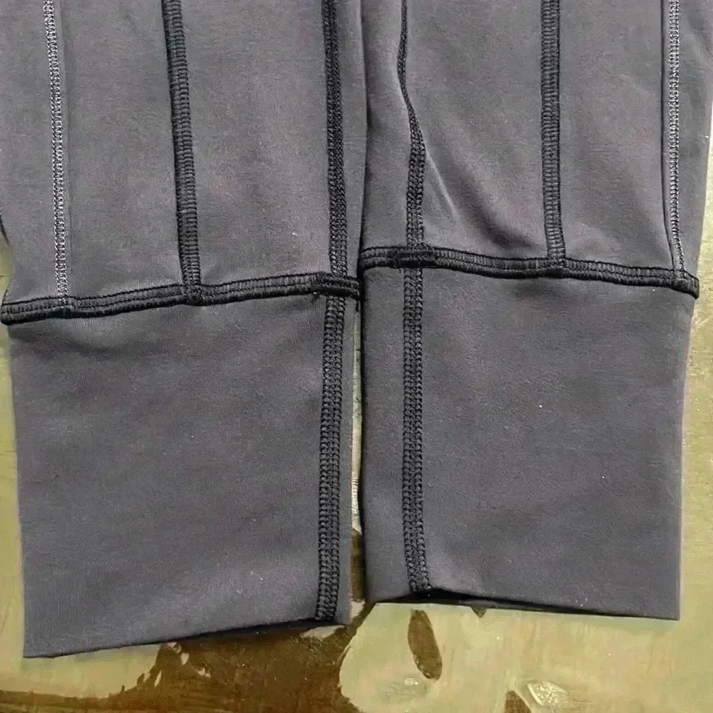 Lululemon high rise leggings - Picture 7 of 8